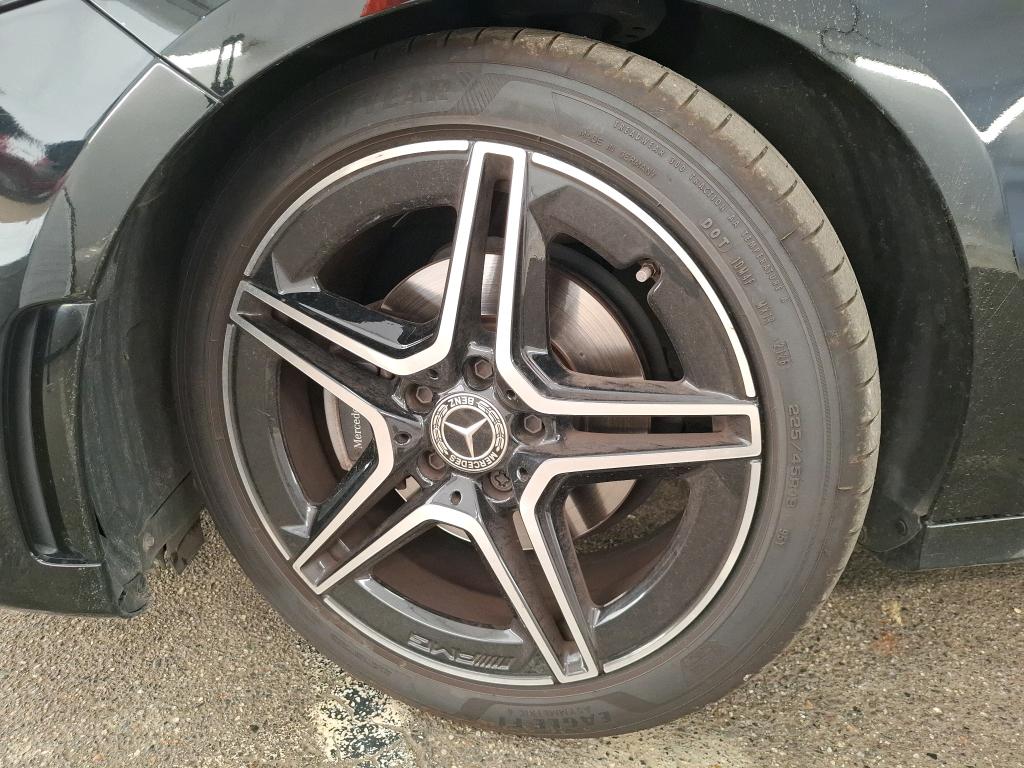 MERCEDES CLASSE A 200 7G-DCT AMG Line 2022