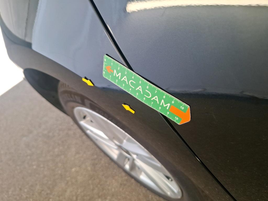TOYOTA COROLLA HYBRIDE 122h Design 2022