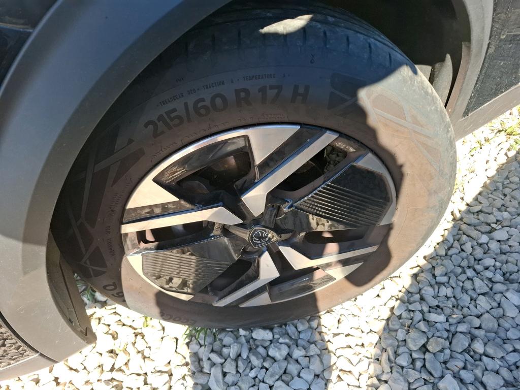 PEUGEOT 2008 PureTech 130 S&S EAT8 Allure 2024