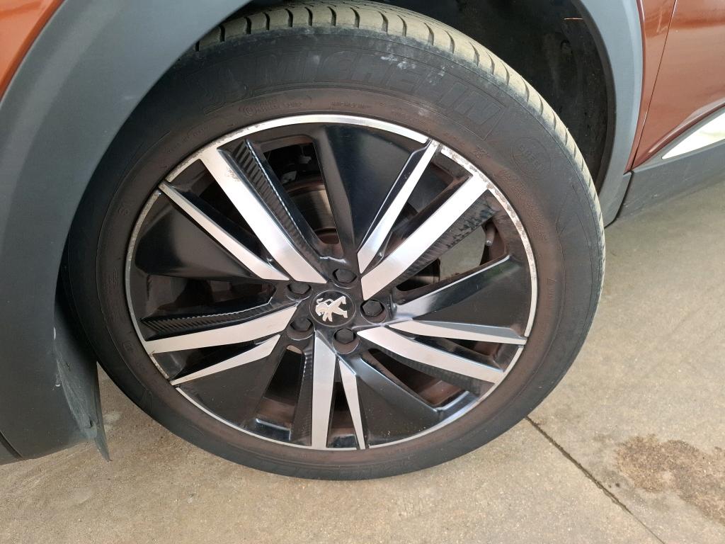 PEUGEOT 5008 PureTech 130ch S&S EAT8 GT Pack 2021