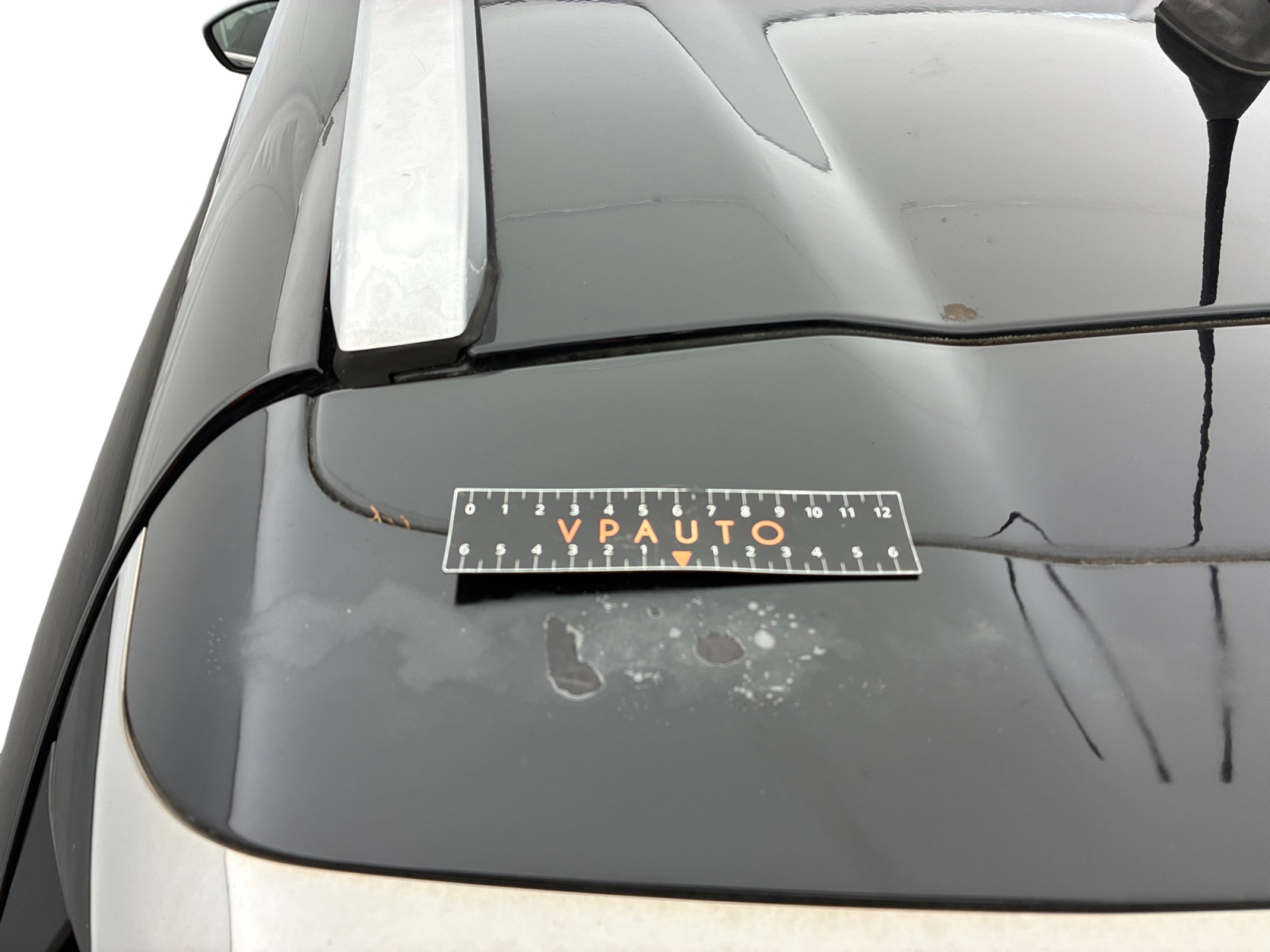 PEUGEOT 2008 1.6 e-HDi 115ch FAP BVM6 Féline Titane Féline Titane 2013