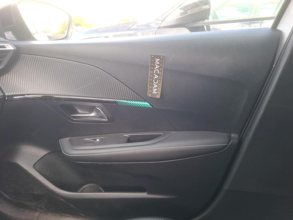 PEUGEOT 208) 208 PureTech 100 S&S EAT8 Allure Pack 2023