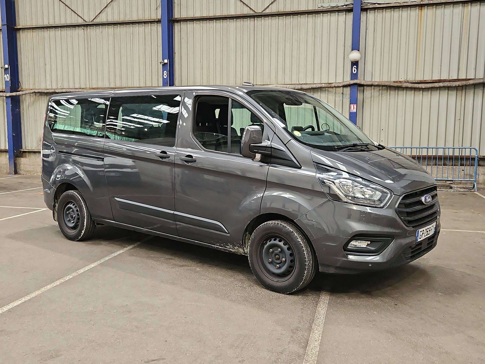 FORD TRANSIT Custom KOMBI 320 L2H1 2.0 EcoBlue 130 Trend Business 2023