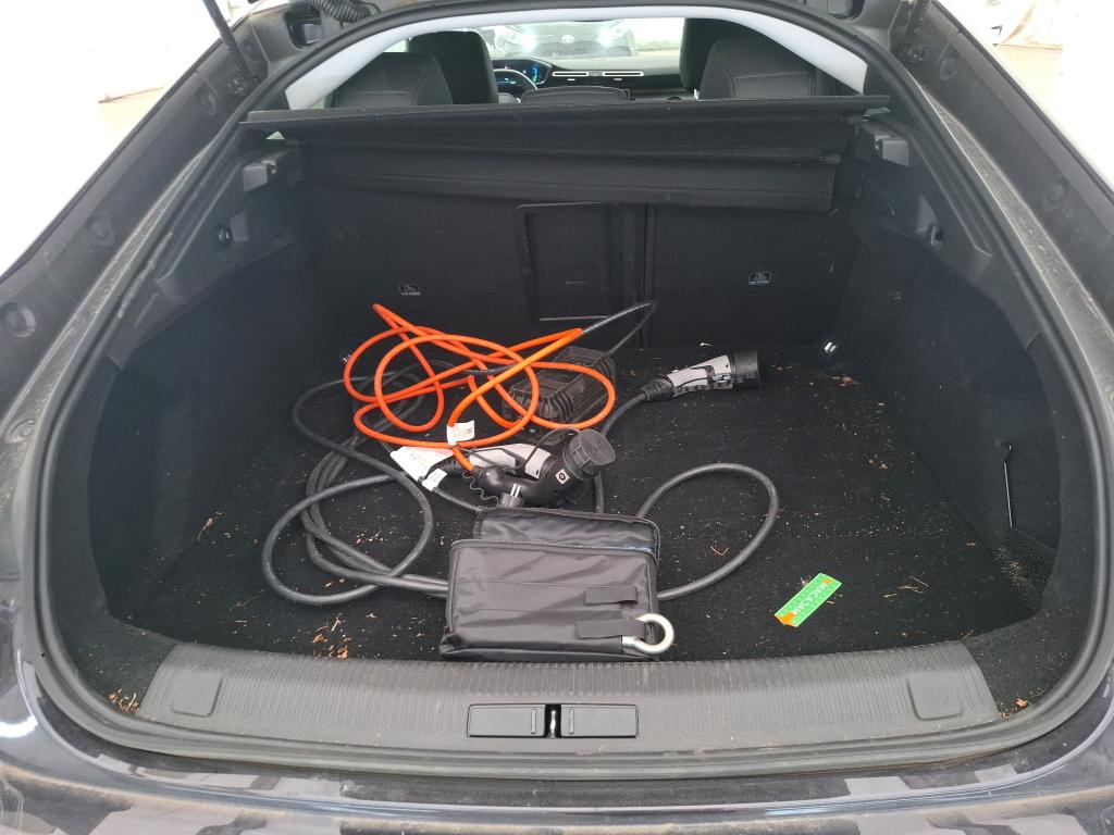 PEUGEOT 508 Hybrid 225 e-EAT8 Allure Pack 2022