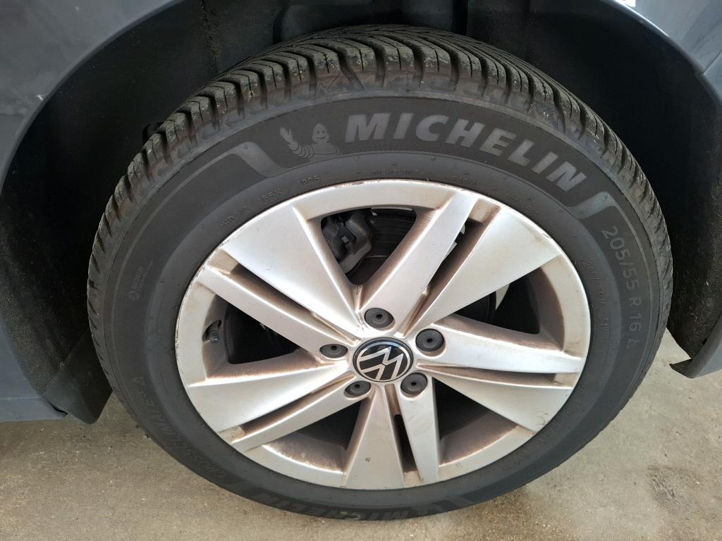 VOLKSWAGEN GOLF 2.0 TDI SCR 116 DSG7 Life Business 2022