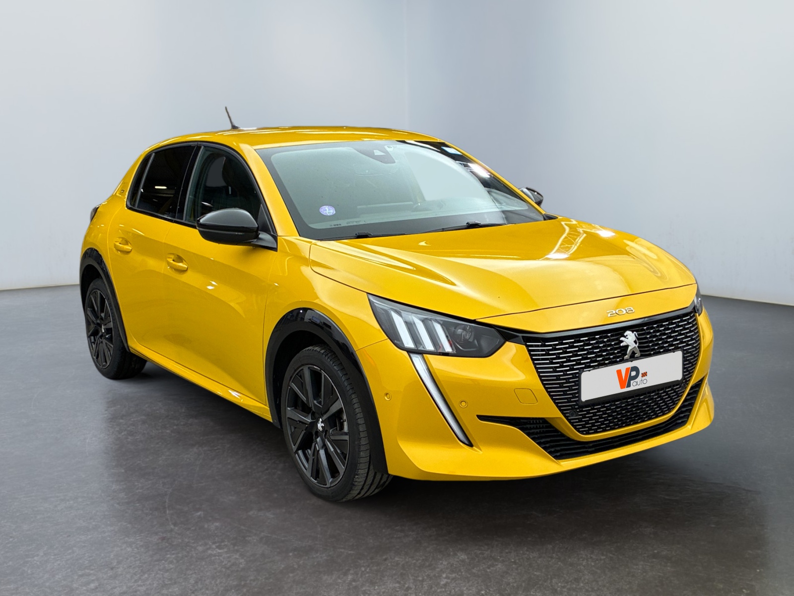 PEUGEOT 208 PureTech 100 S&S EAT8 GT 2023