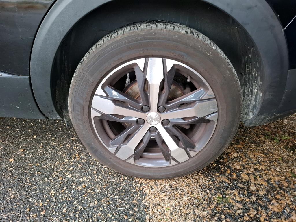 PEUGEOT 5008 BlueHDi 130ch S&S EAT8 Allure Pack 2022
