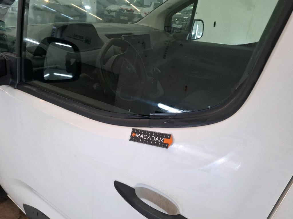 PEUGEOT PARTNER FGN FOURGON STANDARD 650 KG BLUEHDI 75 BVM5 PREMIUM 2021
