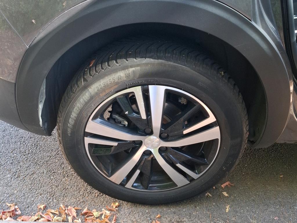 PEUGEOT 5008 BlueHDi 130ch S&S EAT8 GT 2021
