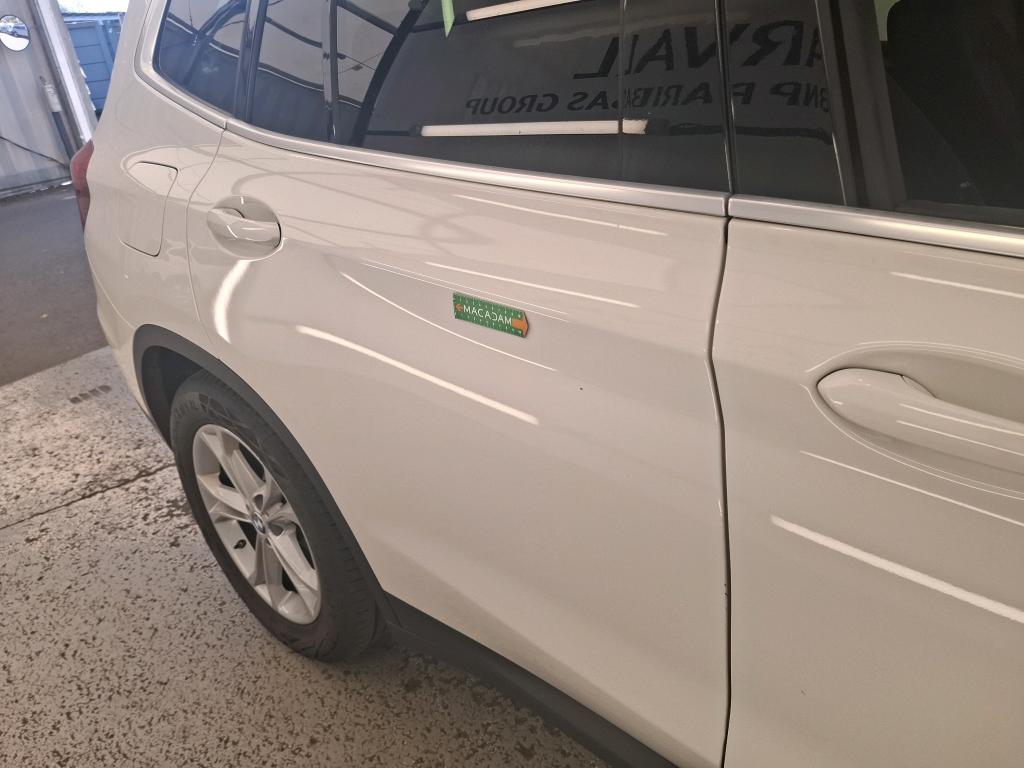 BMW X3 G01 sDrive18d 150ch BVA8 Business Design 2021