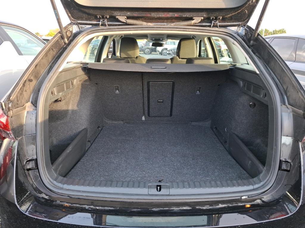 SKODA OCTAVIA COMBI 1.5 TSI Hybrid 150 ch ACT DSG7 Selection 2025