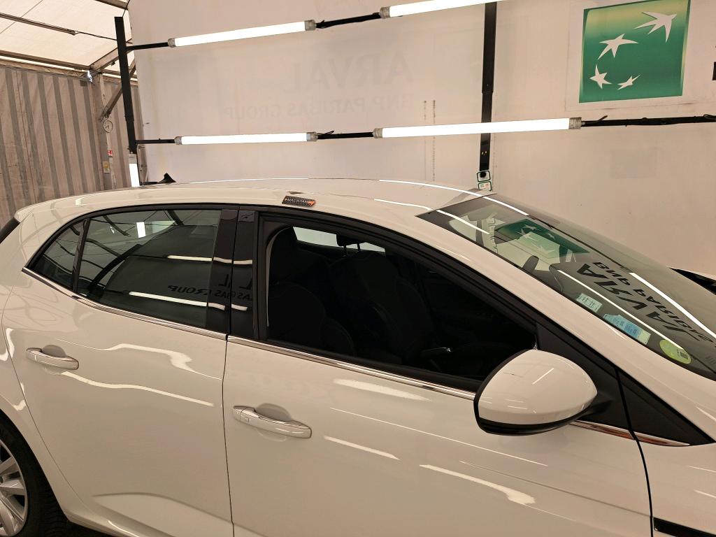 RENAULT MÉGANE MEGANE IV BERLINE Blue dCi 115 EDC - 21B Business 2021