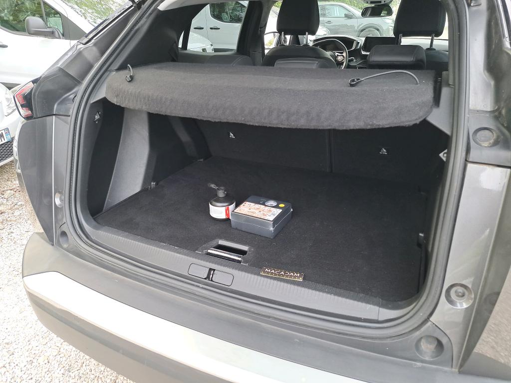 PEUGEOT 2008 BlueHDi 130 S&S EAT8 Allure Pack 2022