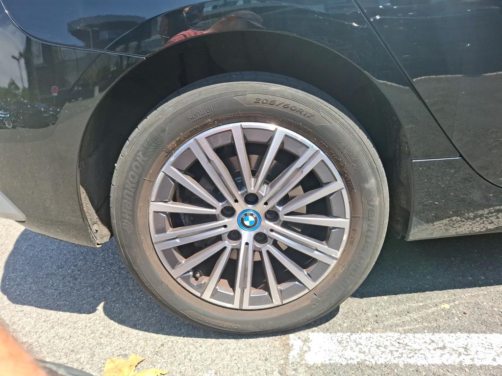 BMW SERIE 2 ACTIVE TOURER 225e xDrive 245 ch DKG7 Luxury 2023