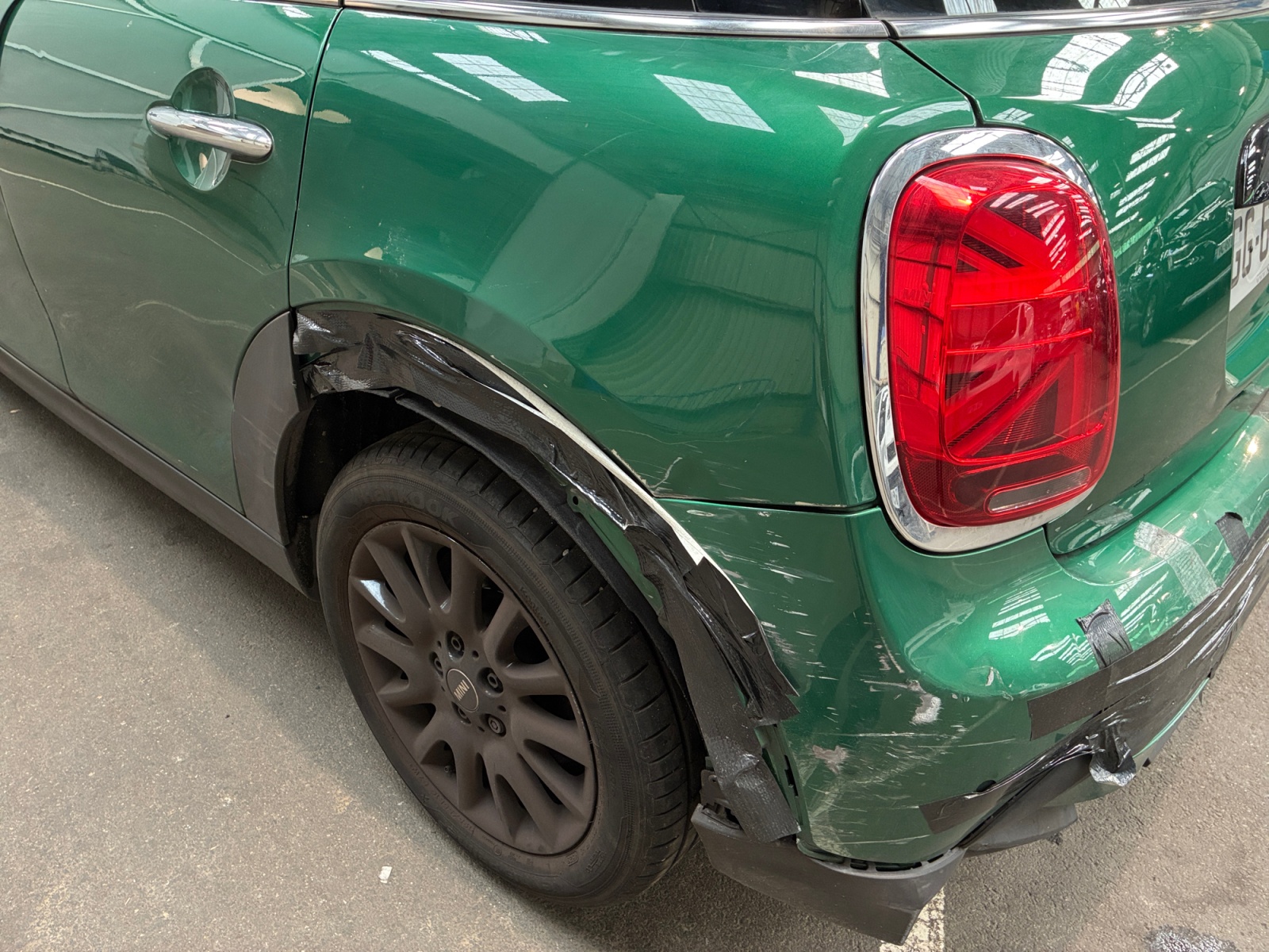 MINI HATCH 5 Portes Cooper 136 ch BVA7 Edition Camden 2022