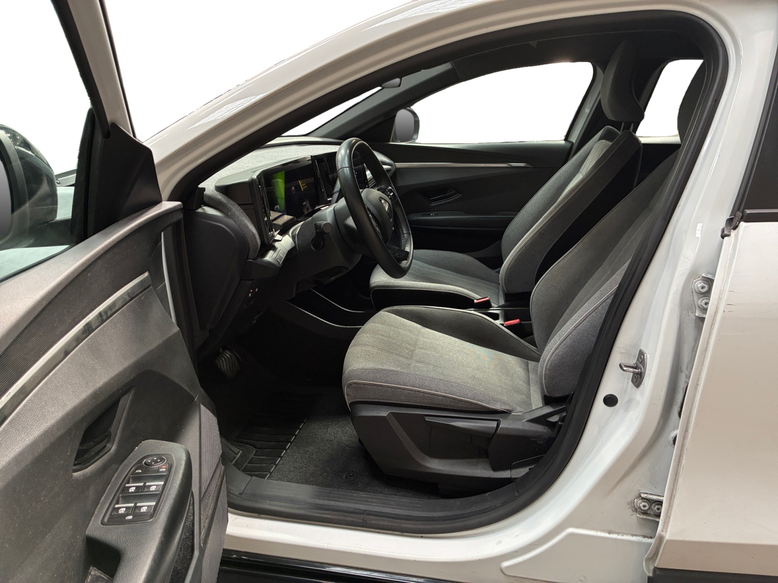 RENAULT MEGANE E-TECH 130 ch autonomie urbaine AC7 GSR2 Equilibre 2024