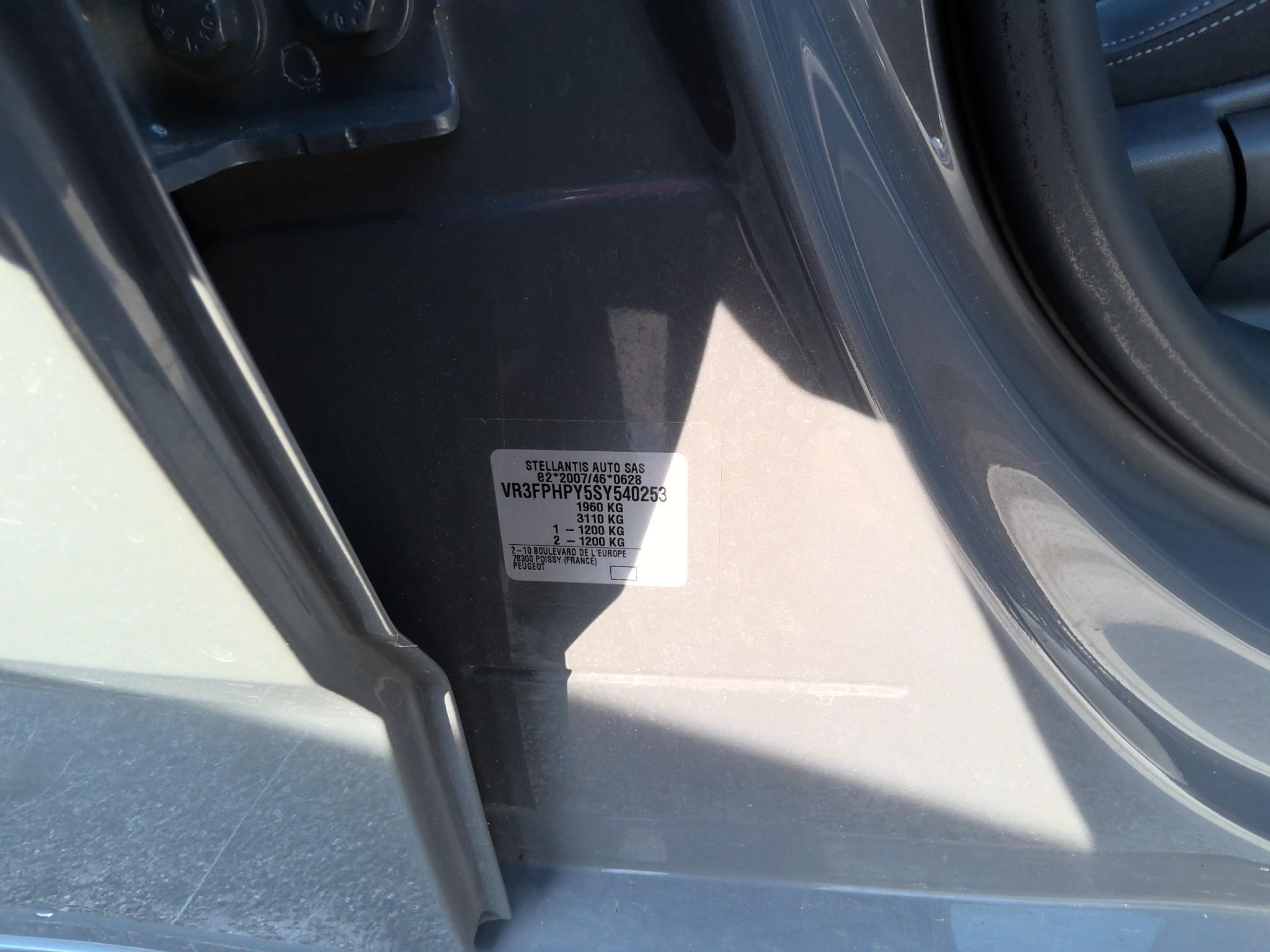 PEUGEOT 308 Hybrid 145 e-DCS6 GT 2025