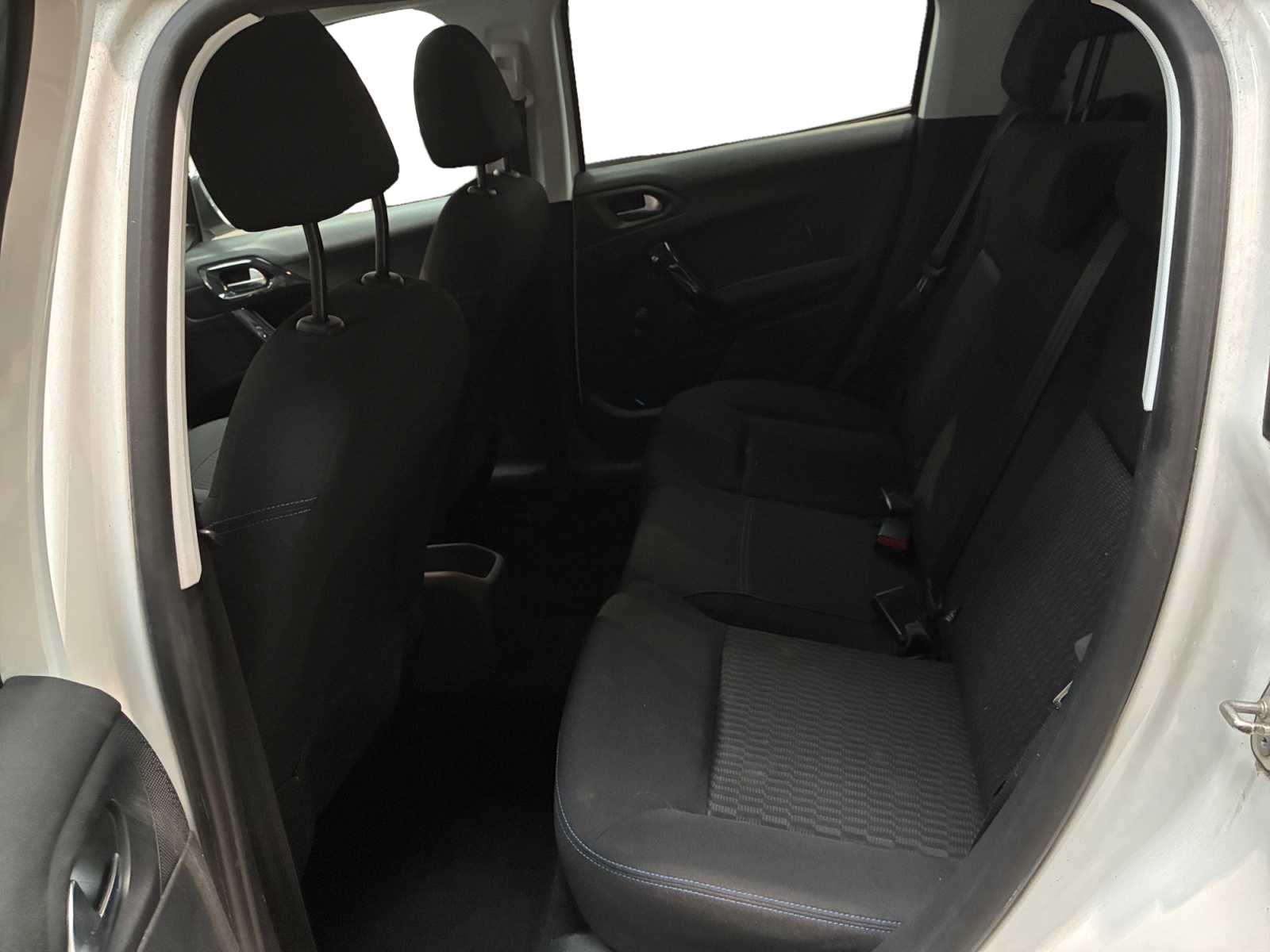 PEUGEOT 208 Style PureTech 82 BVM5 5 ptes 2019