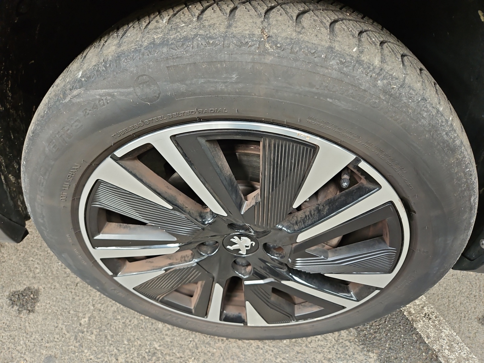 PEUGEOT 2008 BlueHDi 130 S&S EAT8 GT Pack 2022