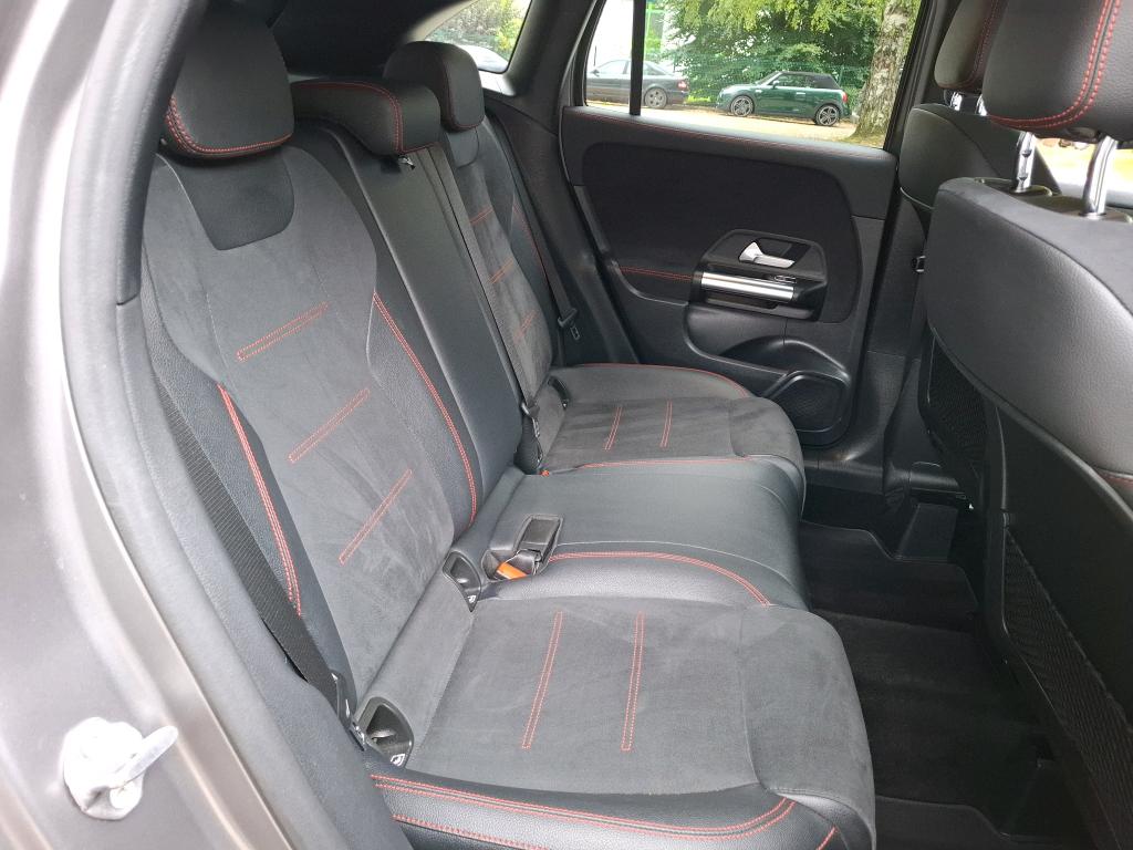 MERCEDES-BENZ GLA 250 e 8G-DCT AMG Line 2022