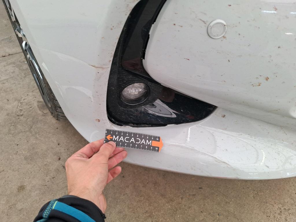 TOYOTA YARIS HYBRIDE 130h GR Sport 2025