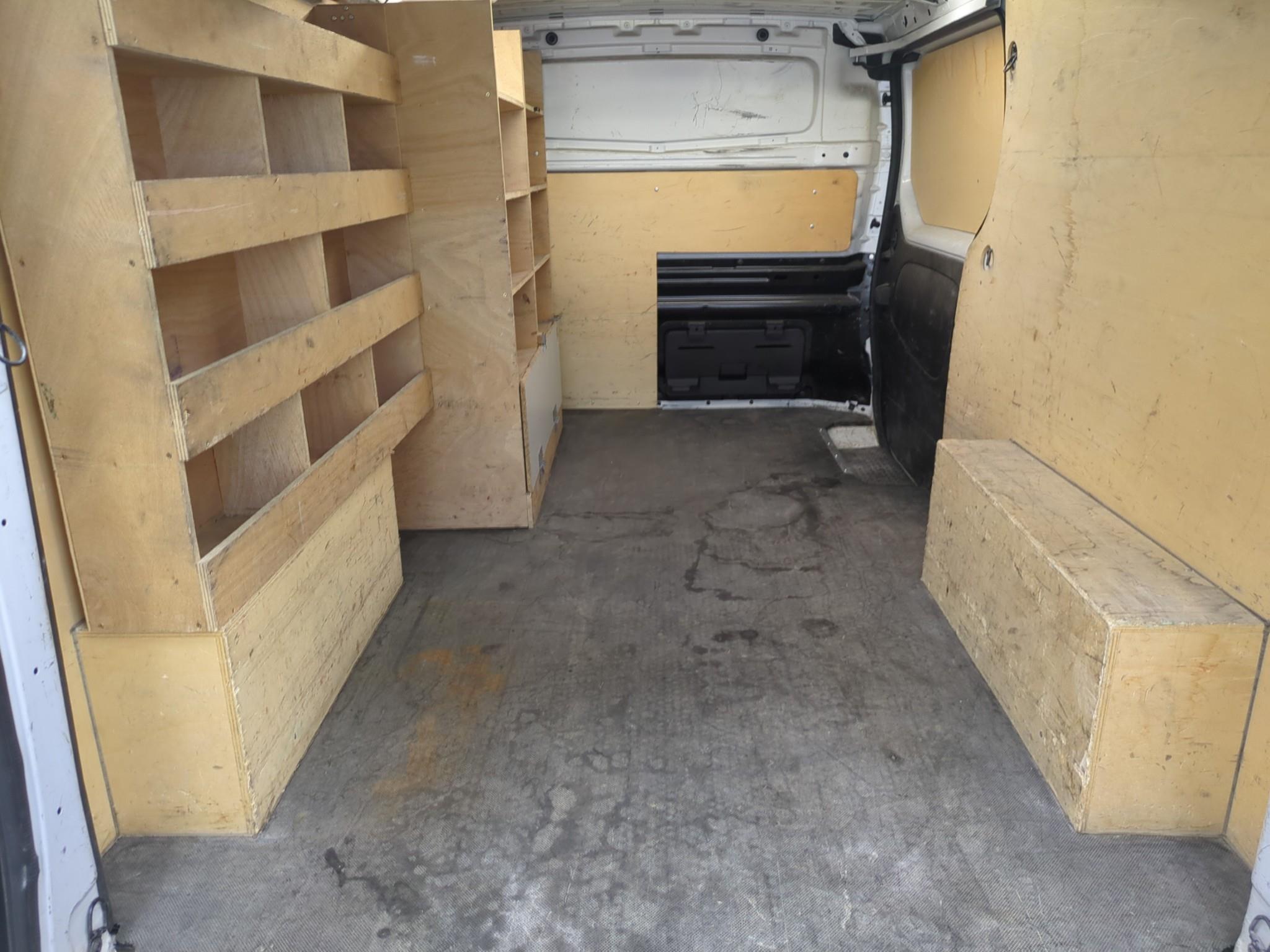 RENAULT TRAFIC FOURGON FGN L2H1 1300 KG DCI 120 GRAND CONFORT 2021