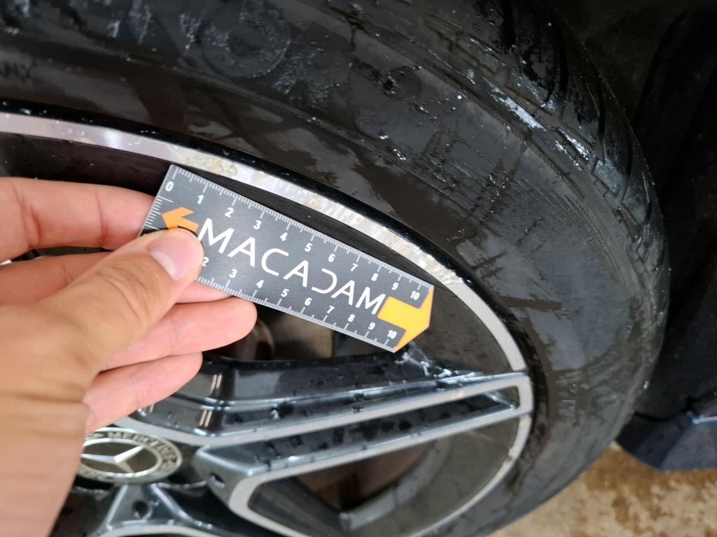 MERCEDES CLASSE A 180 7G-DCT AMG Line 2020