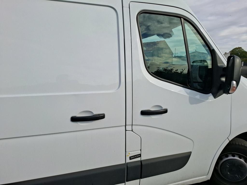 RENAULT MASTER FOURGON FGN TRAC F3300 L2H2 BLUE DCI 135 GRAND CONFORT 2022