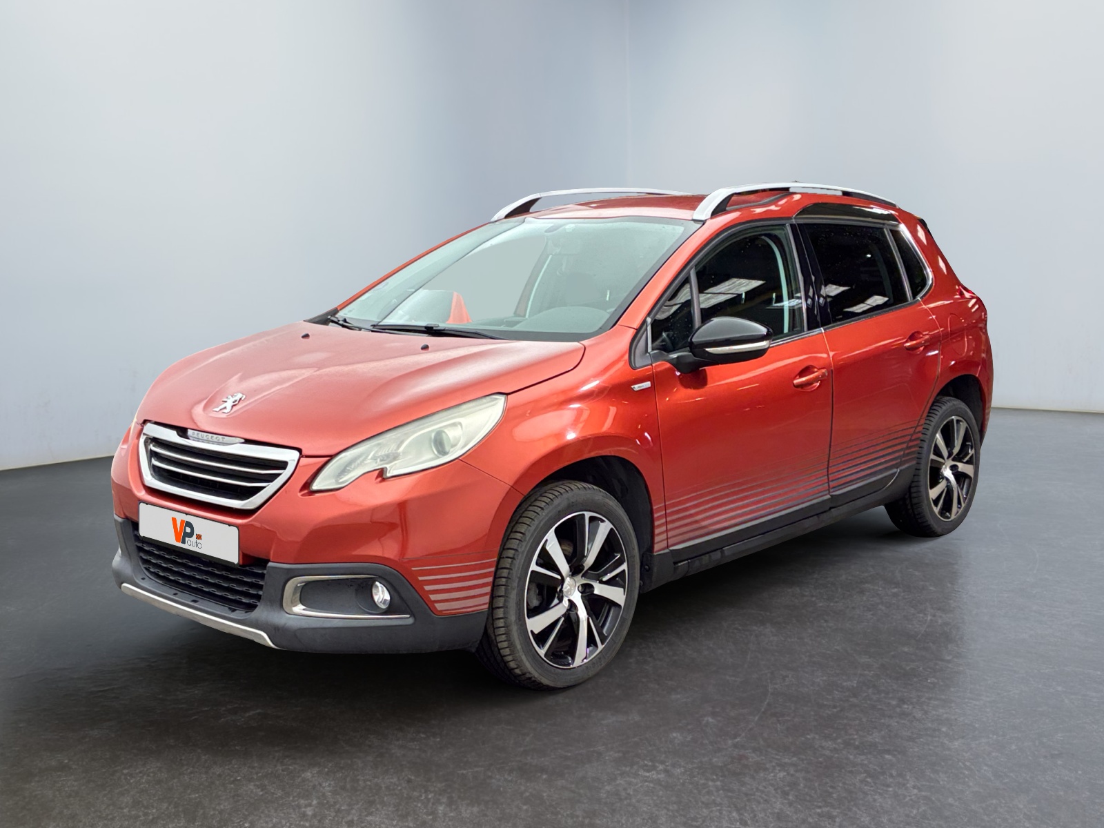 PEUGEOT 2008 1.2 PureTech 110ch S&S BVM5 Urban Cross 2015