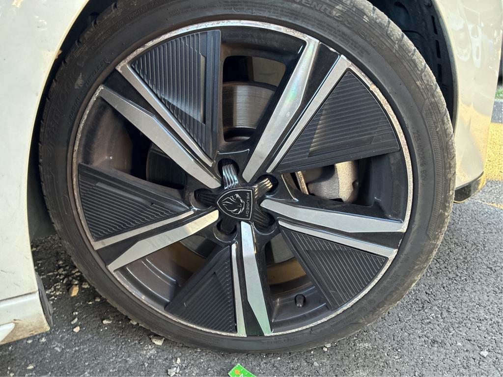 PEUGEOT 308 PHEV 180 e-EAT8 GT 2022