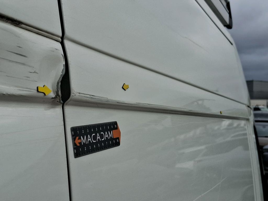PEUGEOT BOXER FOURGON TOLE 333 L2H2 BLUEHDI 140 S&S PREMIUM 2021