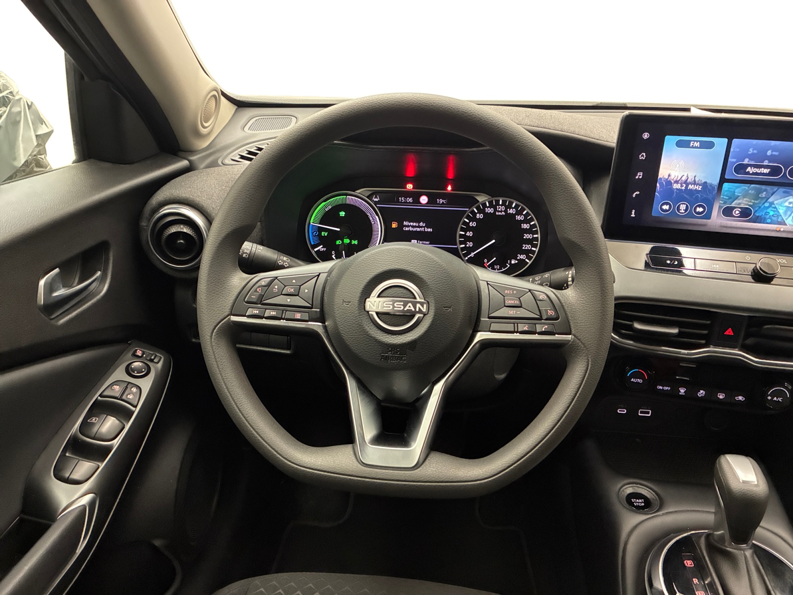 NISSAN Juke HYBRID 143 Business Edition 2025