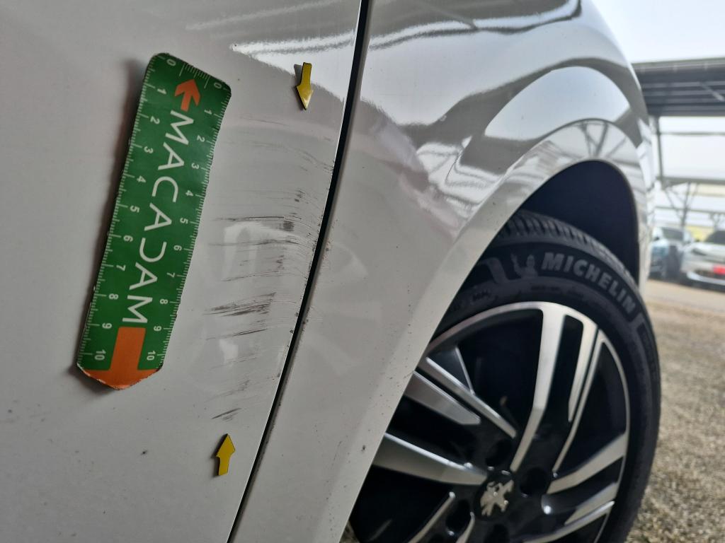 PEUGEOT 208) 208 PureTech 100 S&S BVM6 Active Pack 2023