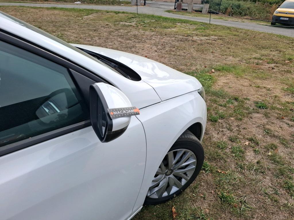 PEUGEOT 308 AFFAIRE BLUEHDI 130 S&S BVM6 PREMIUM PACK 2021