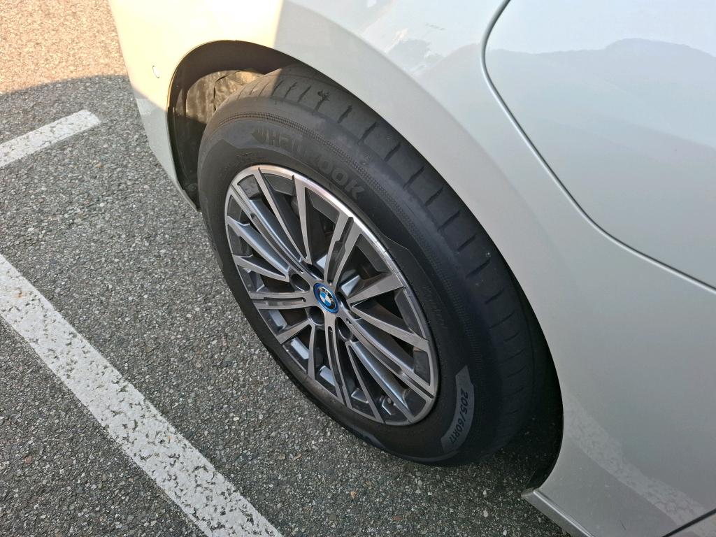 BMW SERIE 2 ACTIVE TOURER 225e xDrive 245 ch DKG7 Luxury 2023