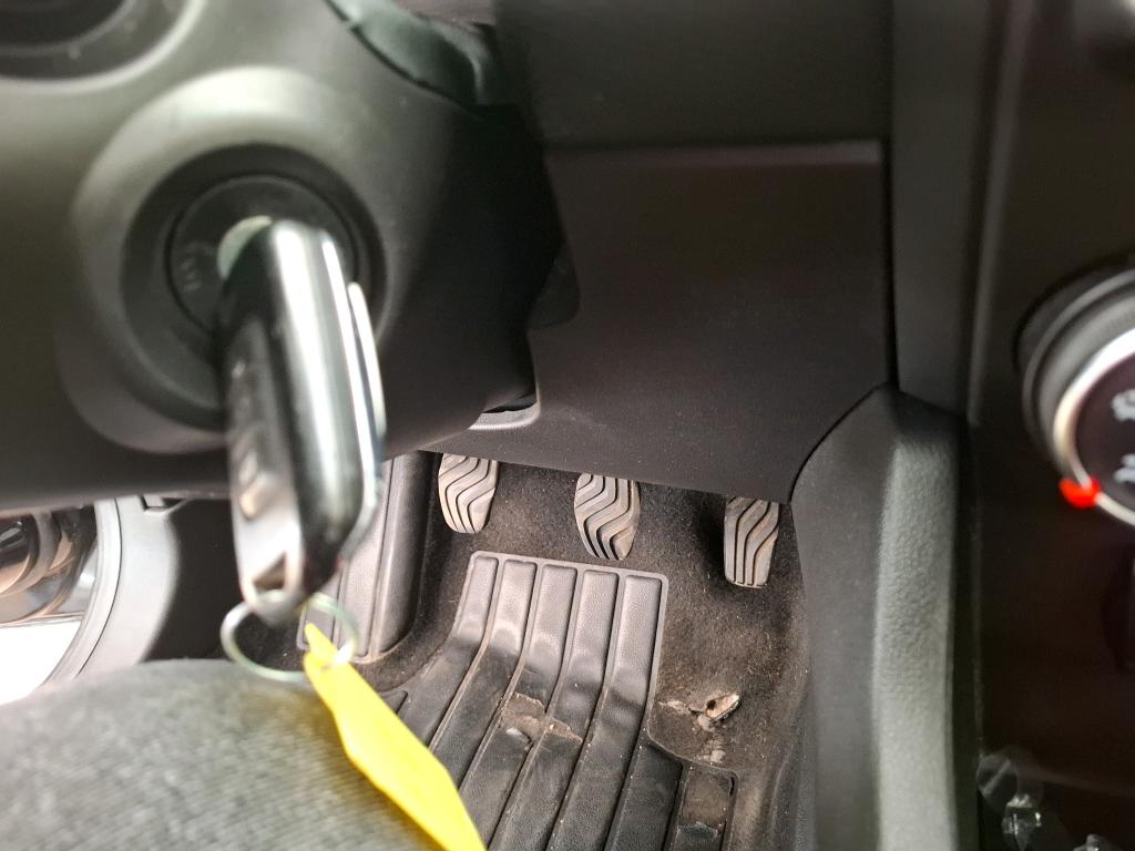 RENAULT CLIO SOCIETE BLUE DCI 85 AIR NAV 2020