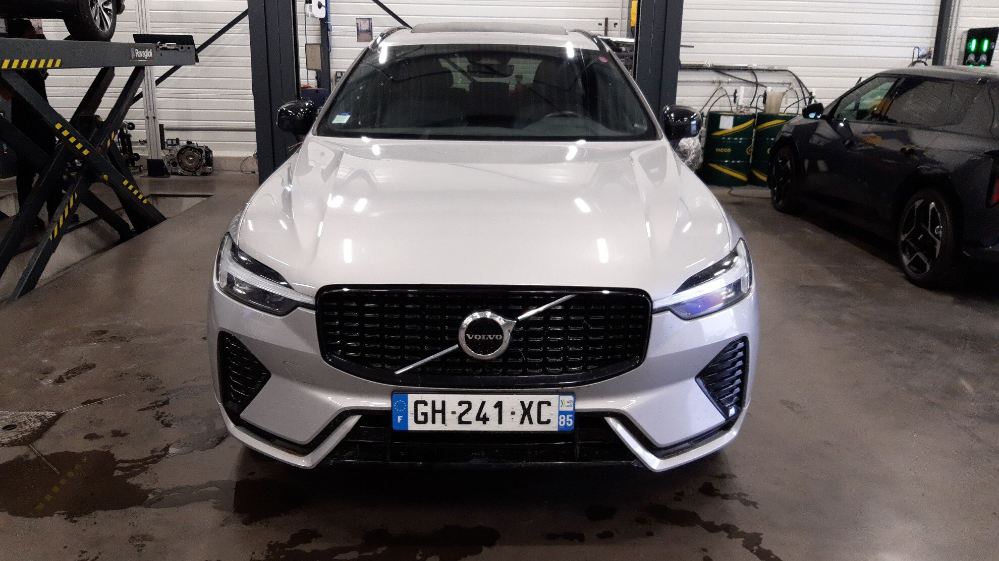 VOLVO XC60 B4 197 ch Geartronic 8 Plus Style Dark 2022