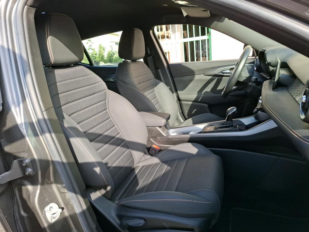 ALFA ROMEO TONALE 1.5 Hybrid 160 ch VGT TCT7 Ti 2023