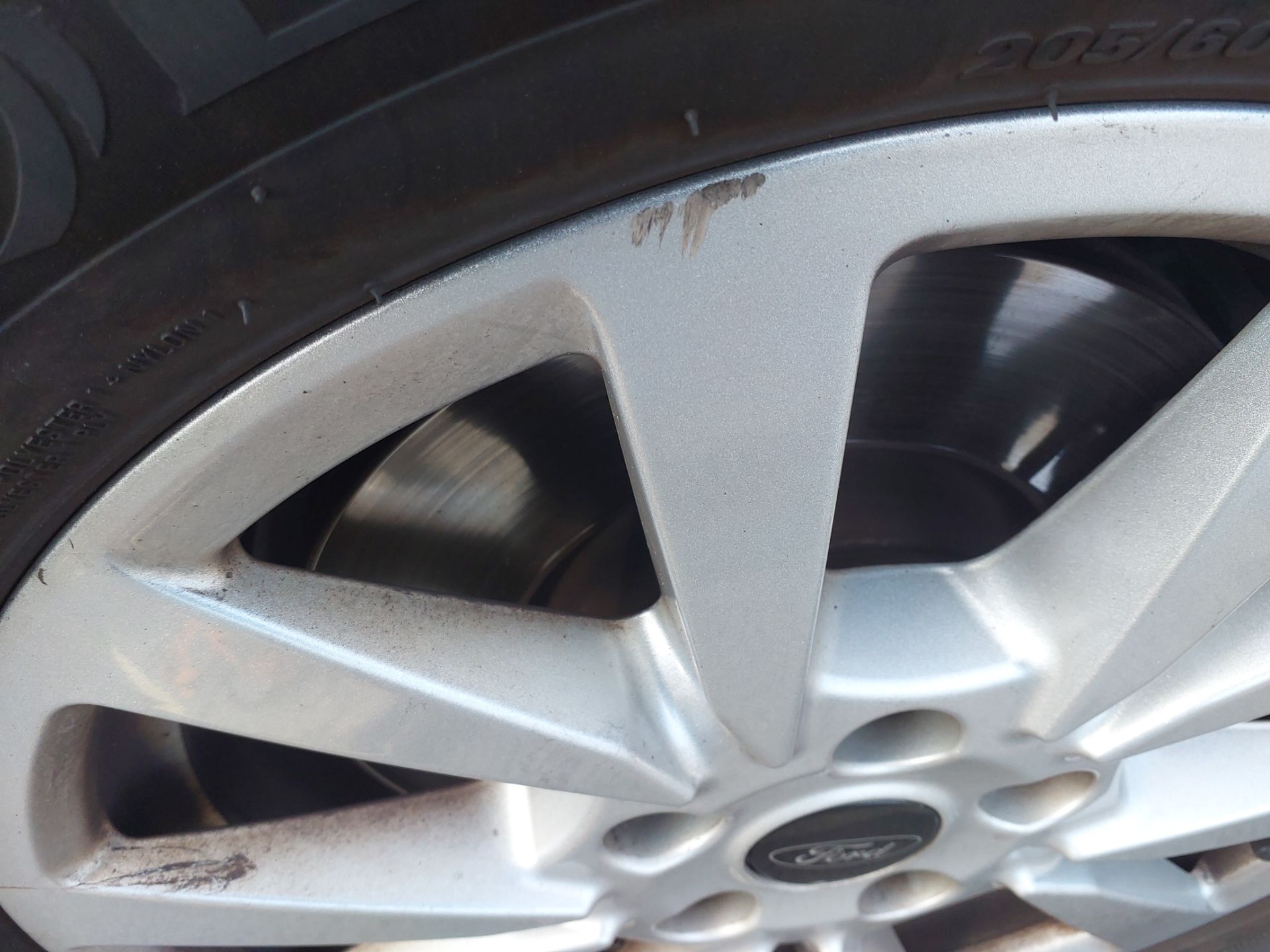 FORD Grand Tourneo 2,0 ECOBLUE 102 CV BVM TITANIUM 2023
