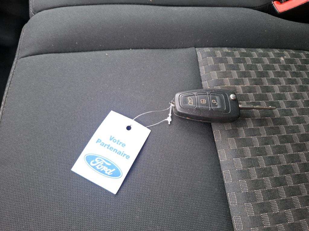 FORD TRANSIT CUSTOM FOURGON 300 L1H1 2.0 ECOBLUE 130 TREND BUSINESS 2023