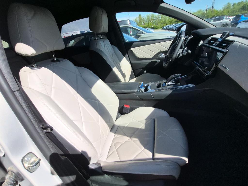 DS 7 DS7 CROSSBACK Hybride E-Tense 300 EAT8 4x4 Ligne Noire 2022