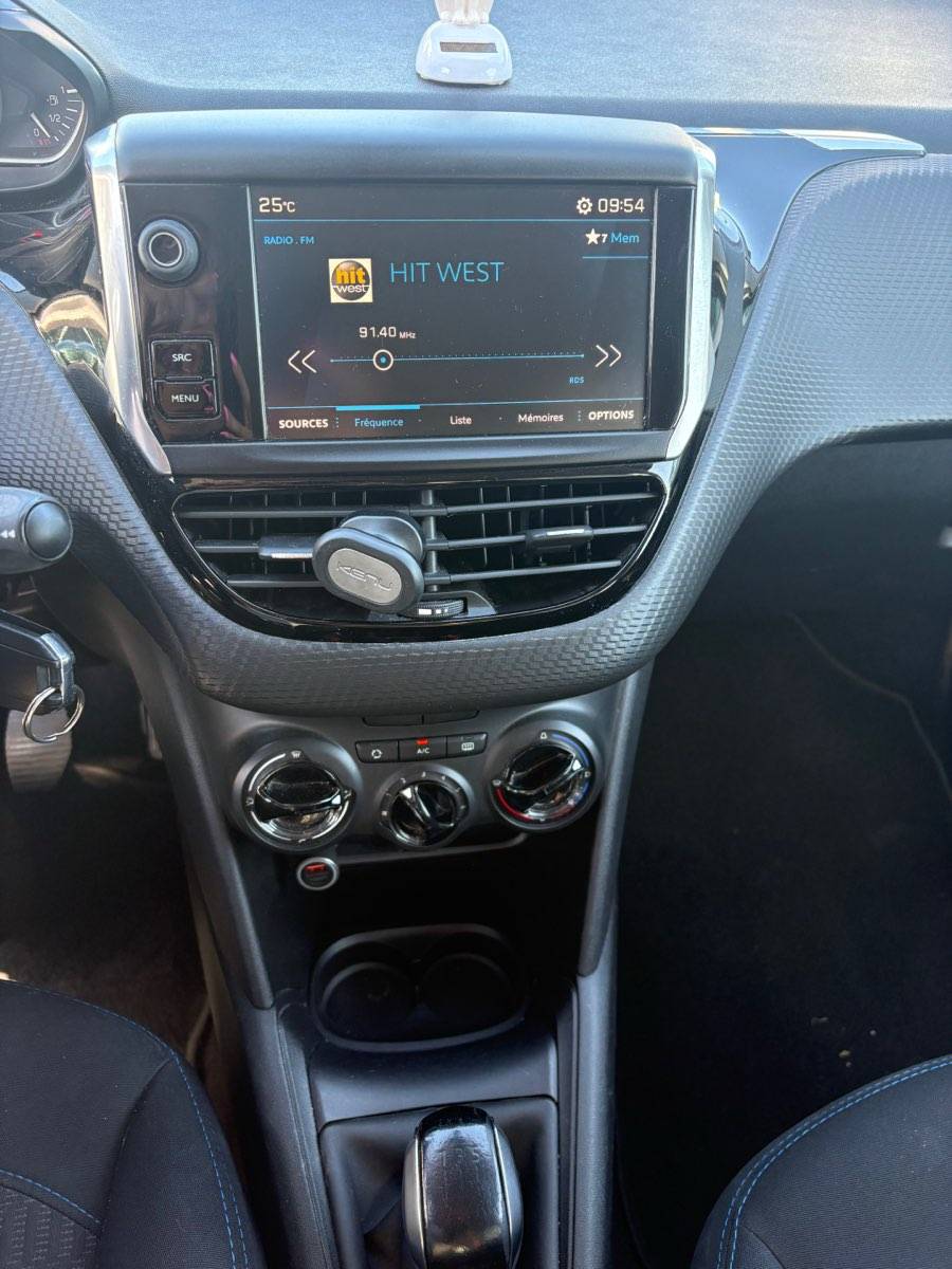 PEUGEOT 208 BlueHDi 100ch S&S BVM5 Signature Signature 2019