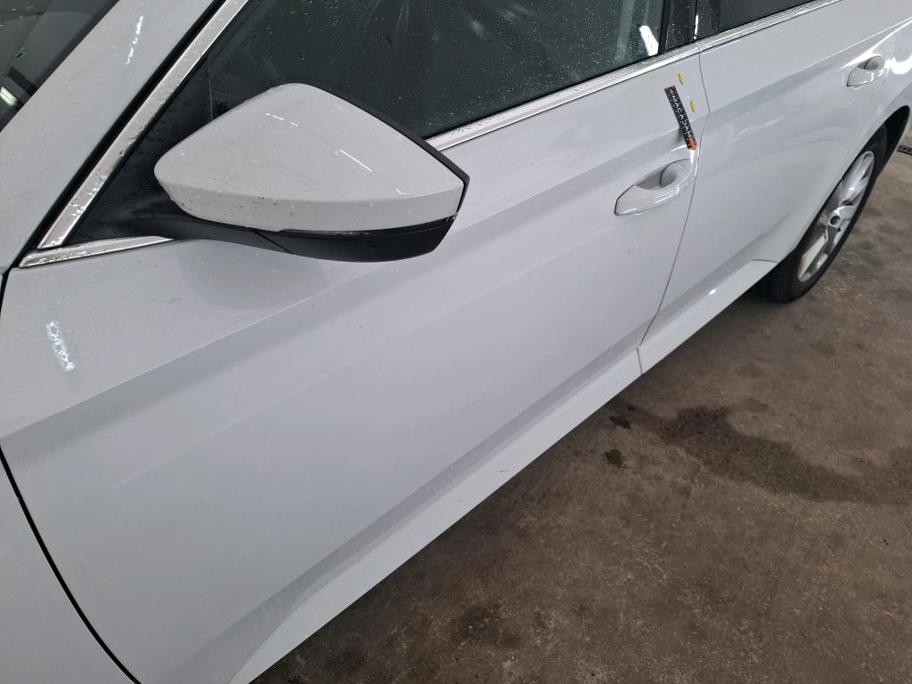 SKODA SUPERB 1.5 TSI 150 ACT DSG7 Business 2023