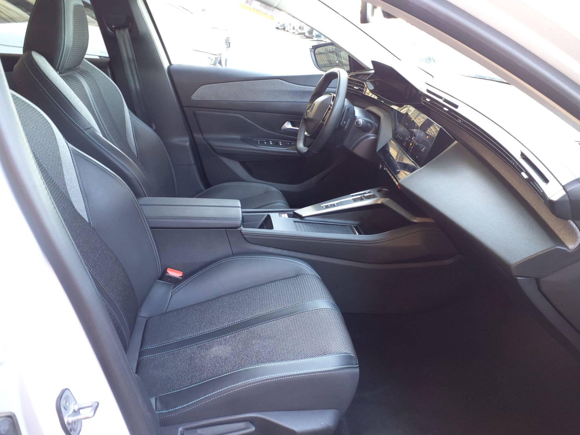 PEUGEOT 308 SW PureTech 130ch S&S EAT8 Allure 2024