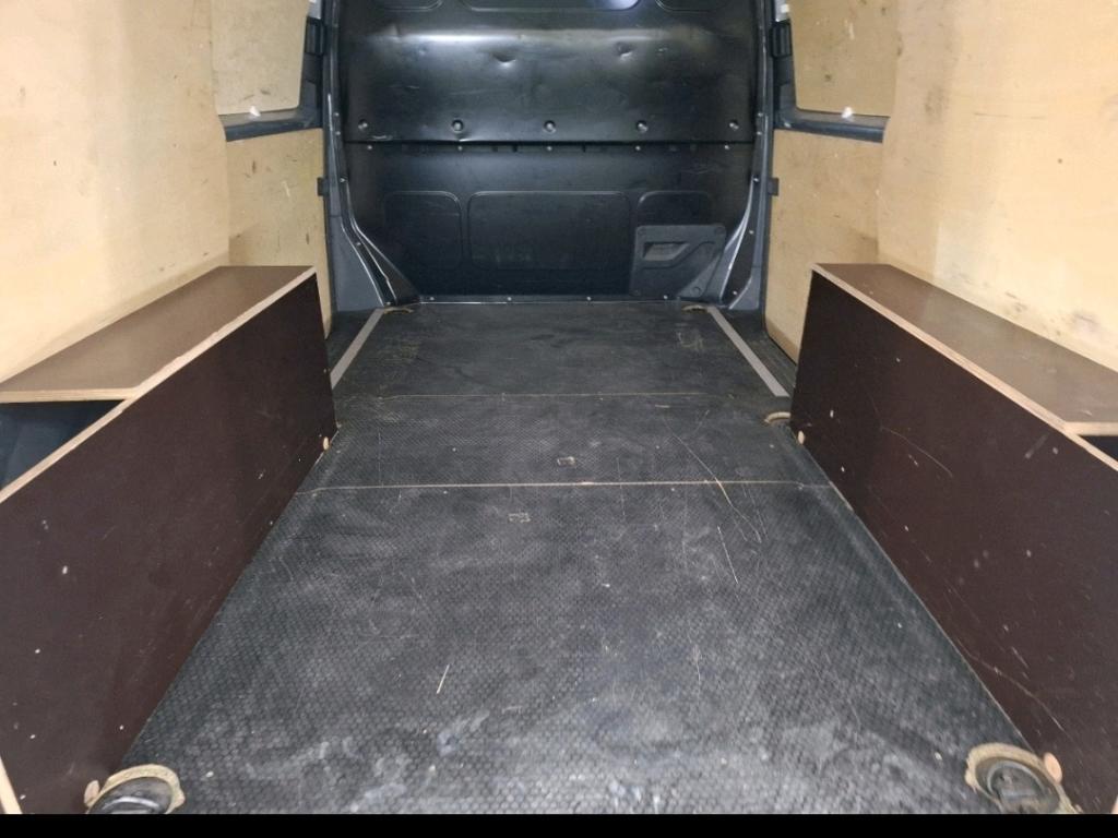VOLKSWAGEN TRANSPORTER FOURGON 6.1 VAN L1H1 2.0 TDI 150 DSG7 EDITION 2022