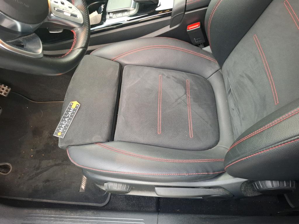 MERCEDES-BENZ CLASSE A 180 7G-DCT AMG Line 2022