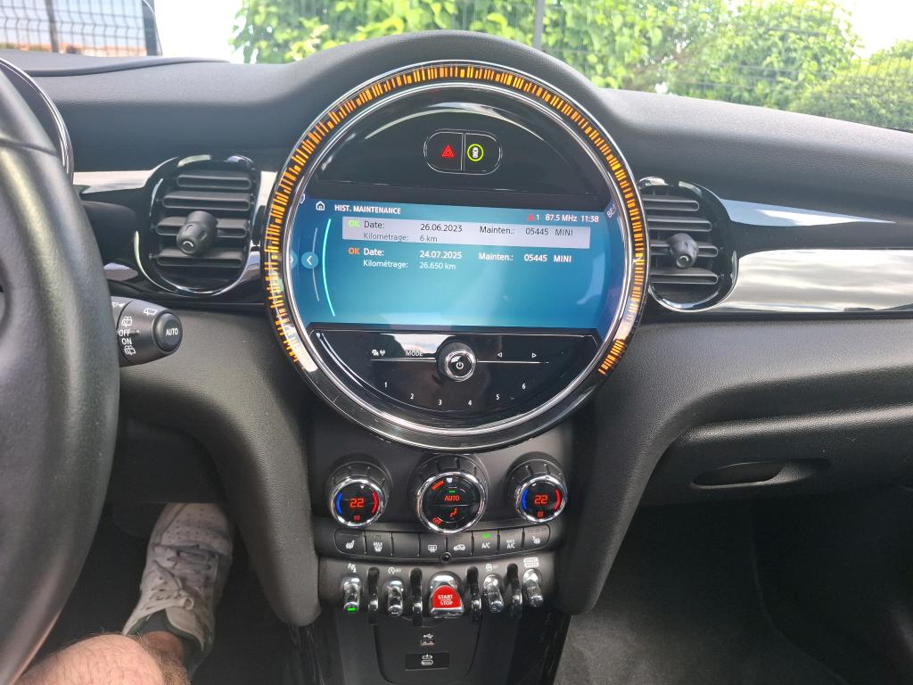 MINI HATCH 3 Portes Cooper 136 ch BVA7 Edition Camden 2023