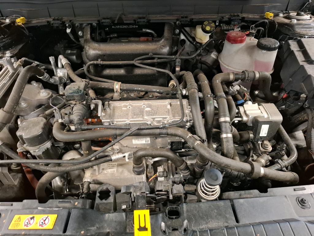 MERCEDES-BENZ EQB 250+ AMG Line 2024