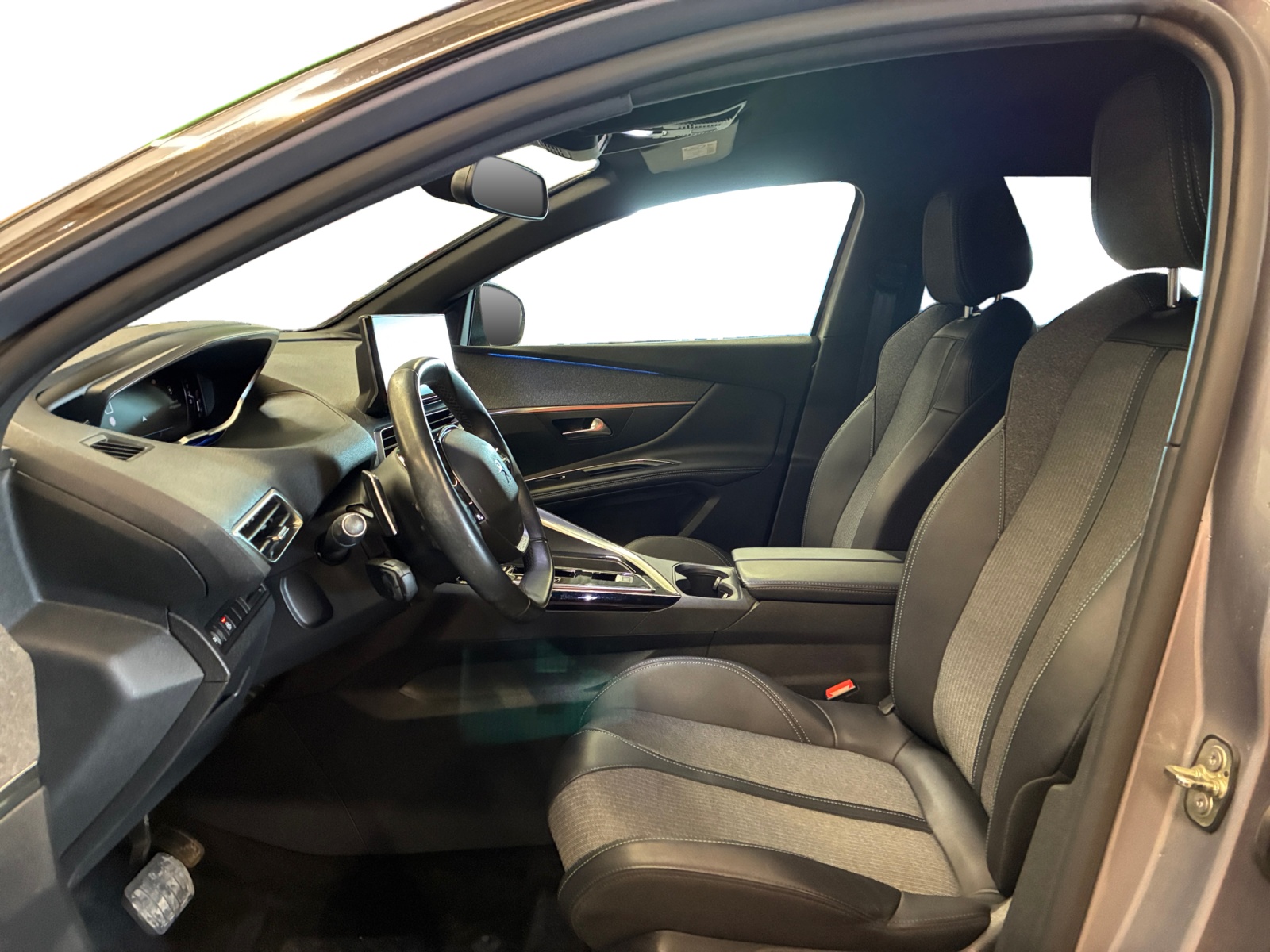 PEUGEOT 3008 Puretech 130ch S&S EAT8 Allure Pack 2023