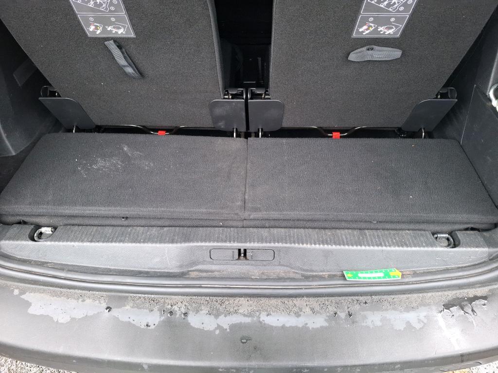 PEUGEOT 5008 BUSINESS PureTech 130ch S&S EAT8 Active 2020